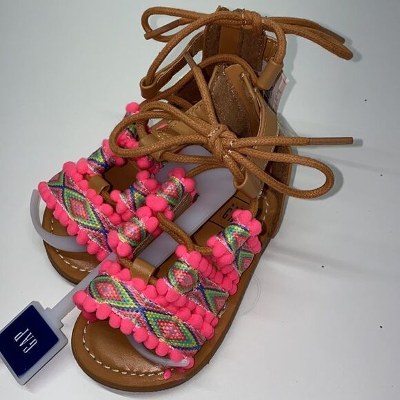 🔥NEW Gap  SHOES  girls  KIDS baby sandals Sz 5  (200) - Picture 1 of 5